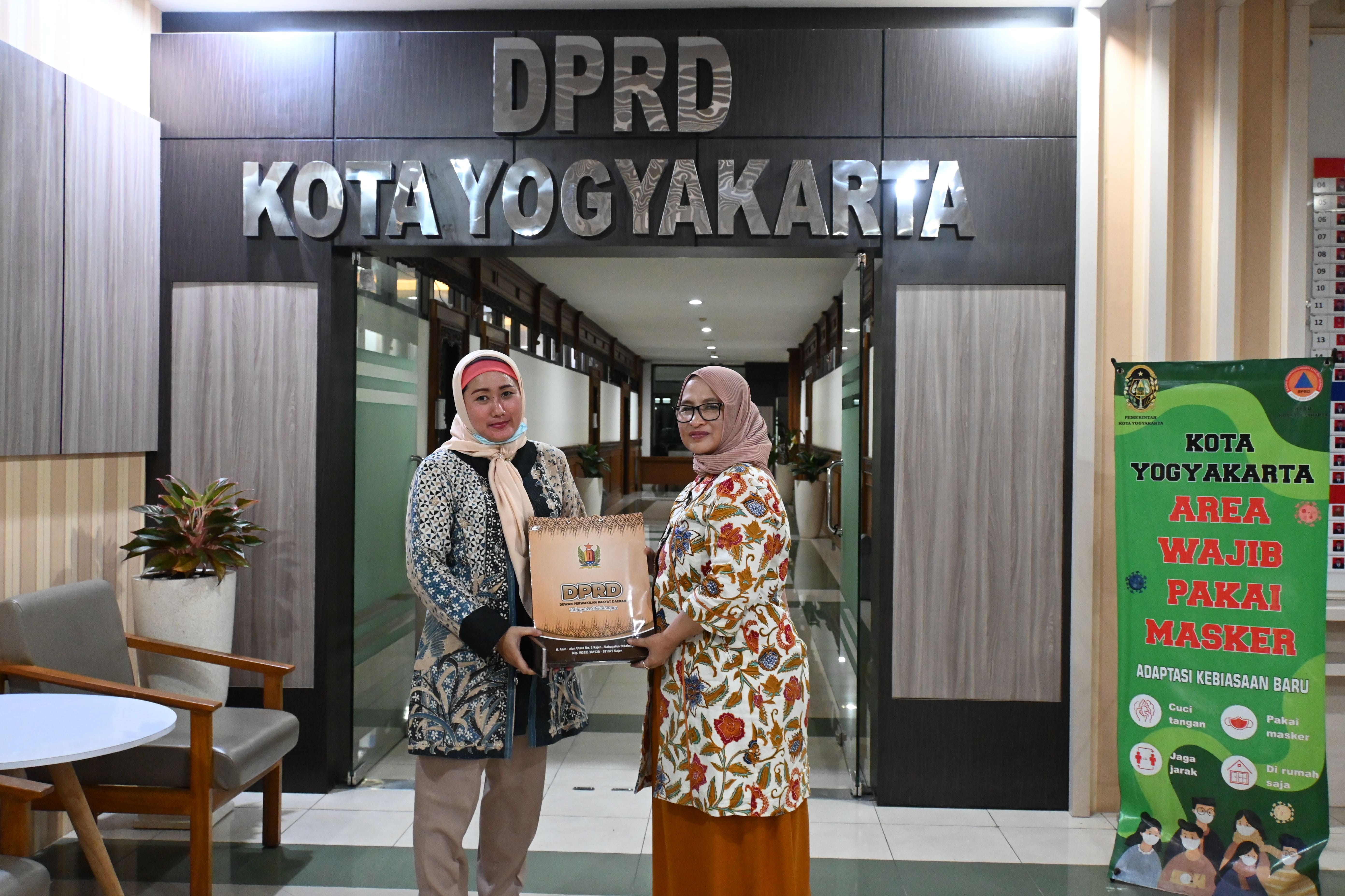 Sekretariat DPRD Kota Yogyakarta Memperoleh Kunjungan Ketua DPRD Kabupaten Pekalongan